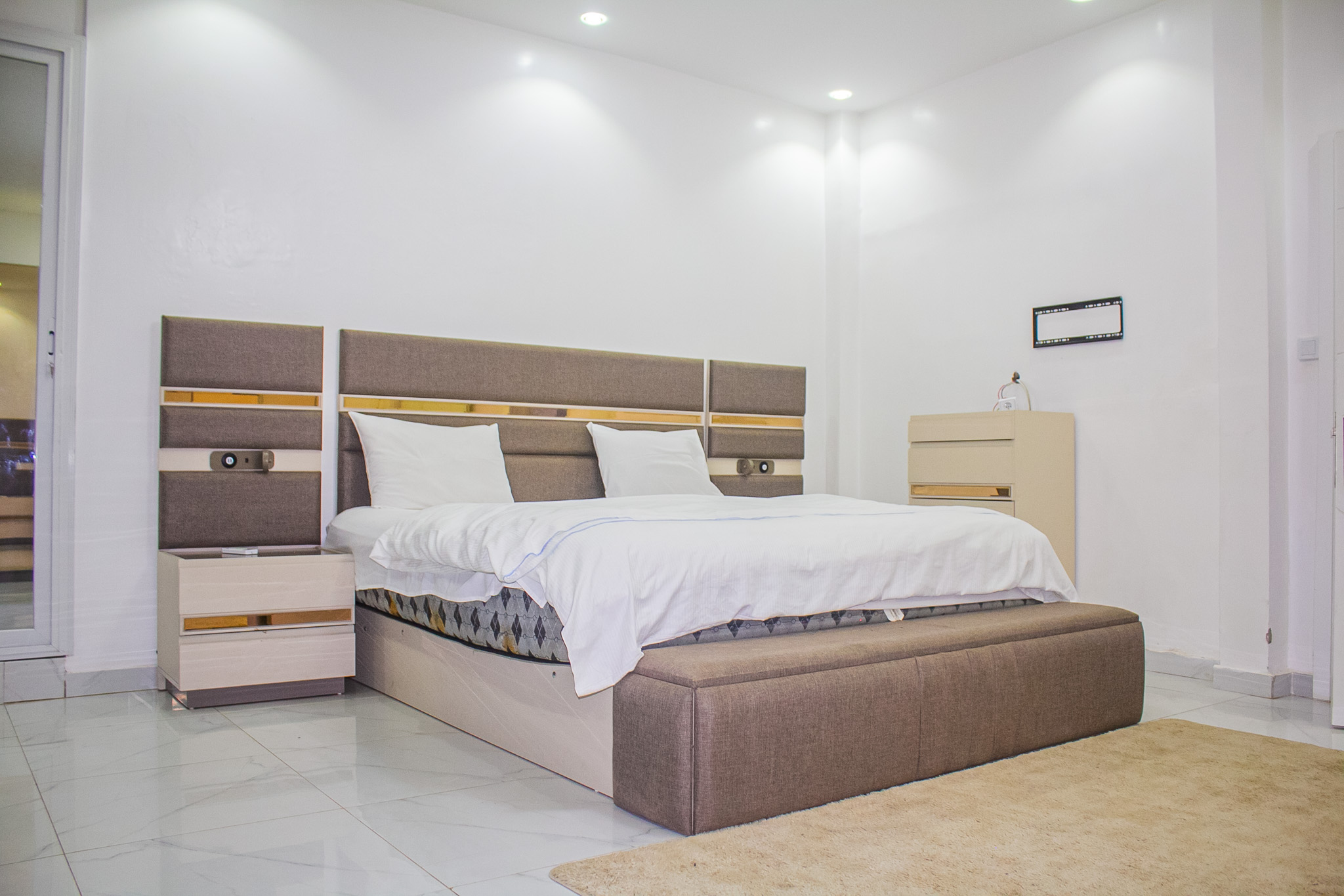 Eden Palace — F4 Chambre